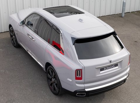 Rolls-Royce Cullinan 9