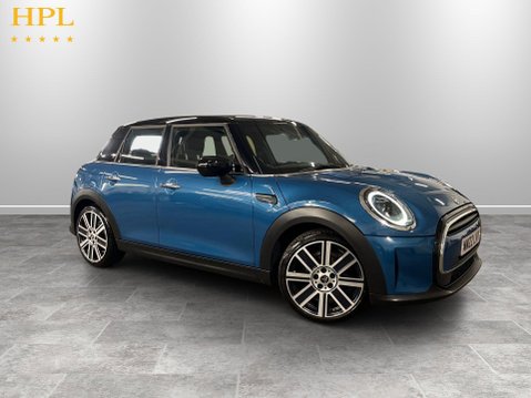 Mini Hatch 1.5 Cooper Exclusive Hatchback 5dr Petrol Manual Euro 6 (s/s) (136 ps) 1