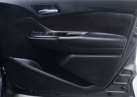 Toyota C-HR 1.8 C-HR Excel HEV CVT 5dr 44