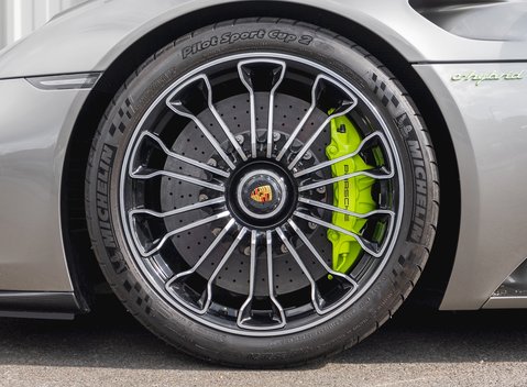 Porsche 918 Spyder 12