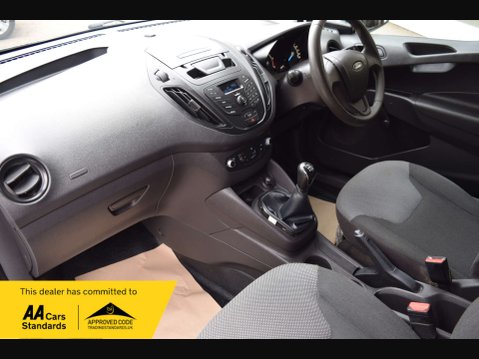 Ford Transit Courier 1.5 Transit Courier Base TDCi 24