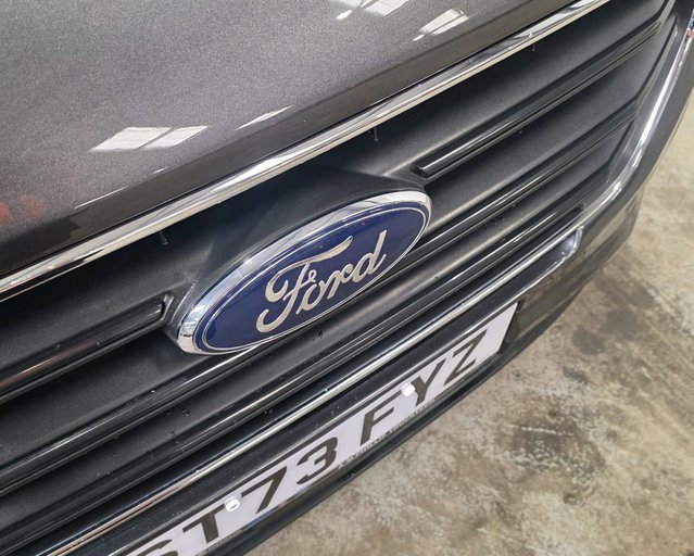 Ford Transit Custom 300 L2 DIESEL FWD 2.0 Eco Blue 170ps Low Roof Limited Van 