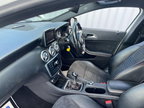 Mercedes-Benz A Class 1.8 A200 CDI AMG Sport Euro 5 (s/s) 5dr 32