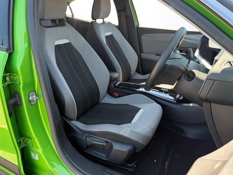 Vauxhall Mokka 100kW Elite Premium 50kWh 5dr Auto 17