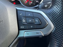 Volkswagen Passat 1.5 Passat R-Line TSi Evo 5dr 62