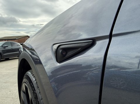 Tesla Model Y (Dual Motor) Long Range SUV 5dr Electric Auto 4WDE (384 bhp) 47