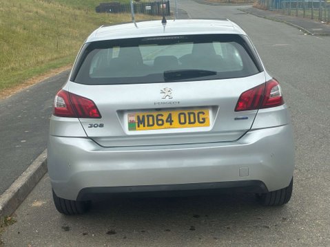 Peugeot 308 2.0 308 Allure HDi Blue S/S Auto 5dr 4