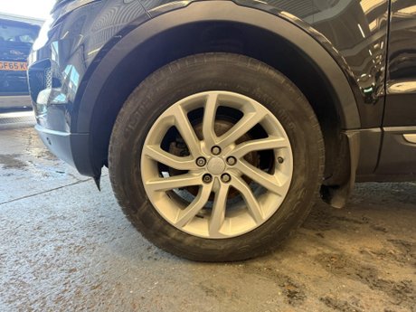 Land Rover Range Rover Evoque 2.2 SD4 Pure Tech 4WD Euro 5 (s/s) 5dr 24