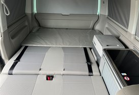 Volkswagen California BEACH 2.0 TDI AUTO CAMPERVAN 47