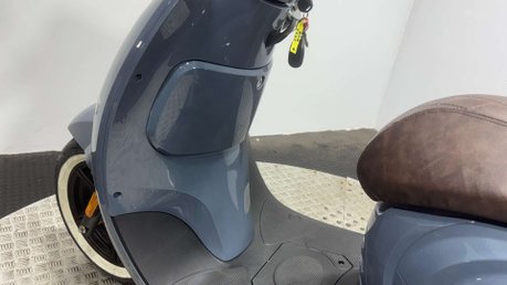 Lexmoto LX06 SCOOTER 2023 ONLY 1500 MILES CLEAN PROJECT 125CC 10