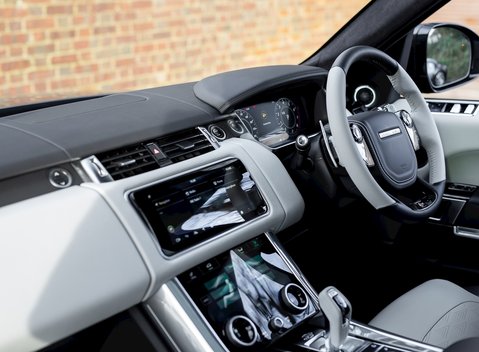 Land Rover Range Rover Sport 5.0 SVR 16