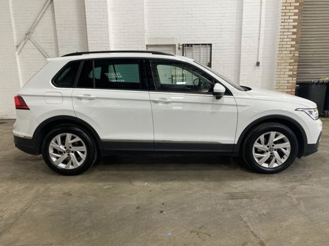 Volkswagen Tiguan LIFE TSI DSG 4