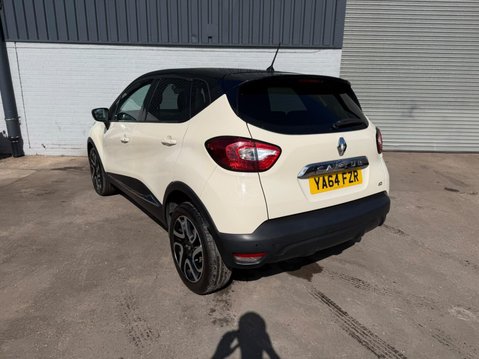 Renault Captur 1.5 dCi ENERGY Dynamique S MediaNav Euro 5 (s/s) 5dr 4