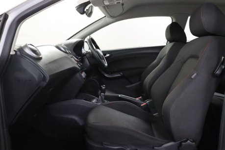 SEAT Ibiza TSI FR TECHNOLOGY 42