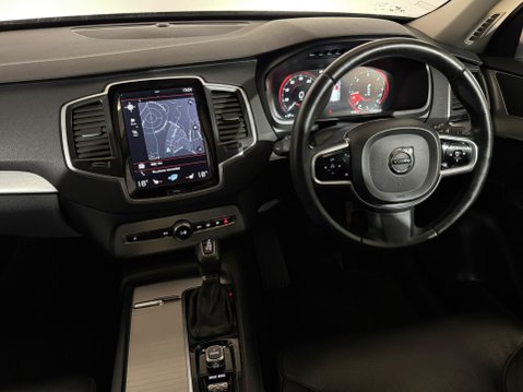 Volvo XC90 D5 POWERPULSE MOMENTUM AWD 12