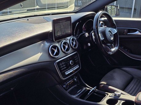 Mercedes-Benz CLA Class 2.1 CLA220d AMG Line Night Edition Coupe 4dr Diesel 7G-DCT Euro 6 (s/s) (17 23