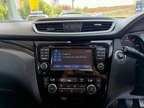 Nissan Qashqai 1.5 dCi Tekna 2WD Euro 6 (s/s) 5dr 29