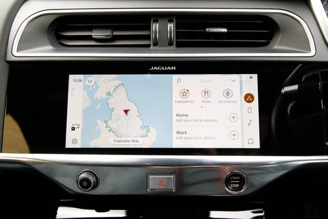 Jaguar I-Pace BLACK 29