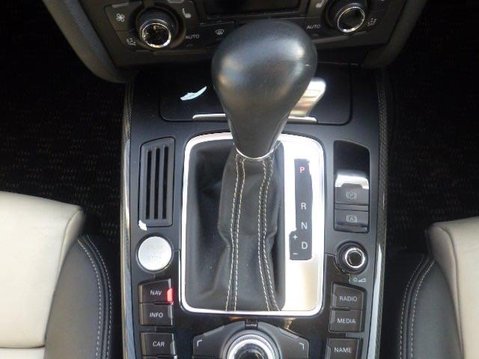 Audi S4 3.0 TFSI V6 S Tronic quattro Euro 5 4dr 9