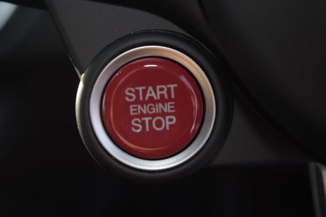 Alfa Romeo Giulia V6 BITURBO QUADRIFOGLIO 24