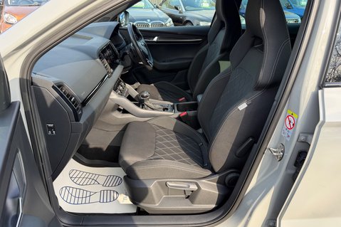 Skoda Karoq SPORTLINE TSI DSG AUTOMATIC - METEOR GREY -PAN ROOF -APPLE CARPLAY 21
