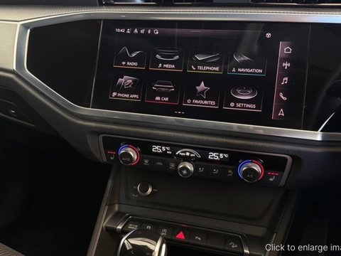 Audi Q3 1.5 TFSI CoD 35 S line S Tronic Euro 6 (s/s) 5dr 14