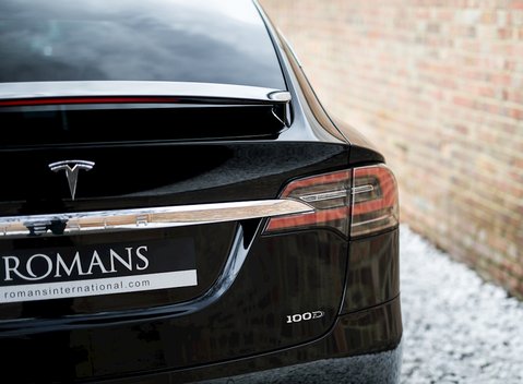 Tesla Model X 100D 27