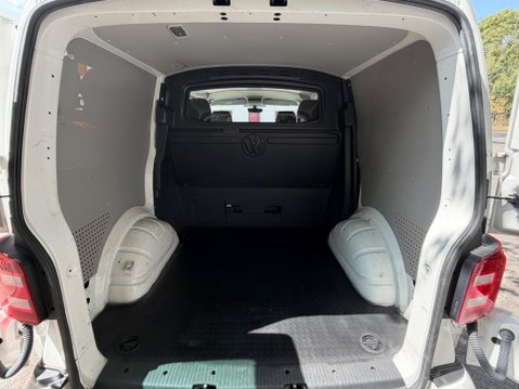 Volkswagen Transporter T32 TDI KOMBI HIGHLINE BMT 34