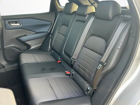 Nissan Qashqai 1.3 DiG-T MH 158 Tekna 5dr 36