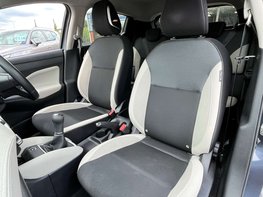 Nissan MICRA 1.0 Micra Tekna IG-T 5dr 64
