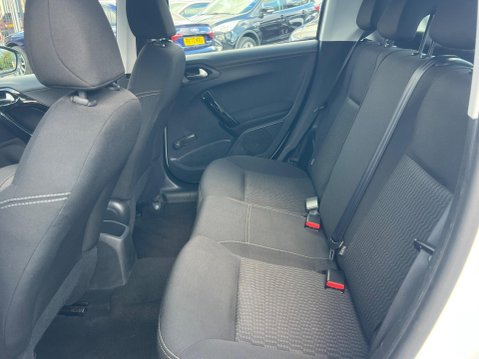 Peugeot 208 1.2 PureTech Active Euro 6 5dr 28