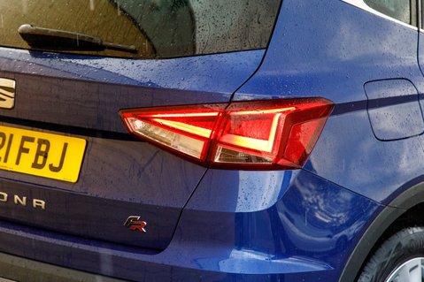SEAT Arona TSI FR 9