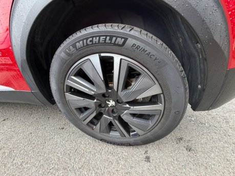 Peugeot e-2008 GT PREMIUM 16