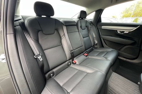 Volvo S90 2.0 D4 Momentum Plus Saloon 4dr Diesel Auto Euro 6 (s/s) (190 ps) 34