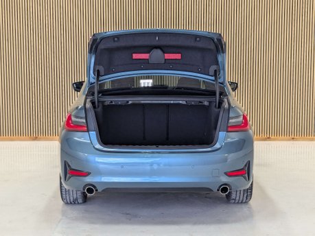 BMW 3 Series 2.0 318d Sport Auto 4dr 25