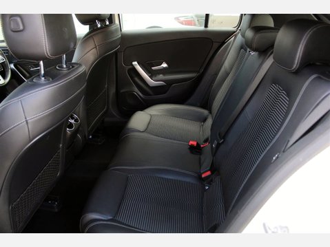 Mercedes-Benz A Class A 180 D SPORT EXECUTIVE 8