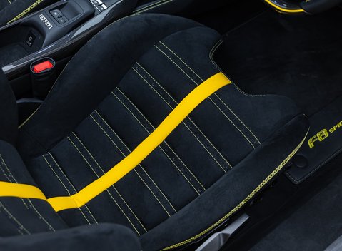Ferrari F8 SPIDER 16