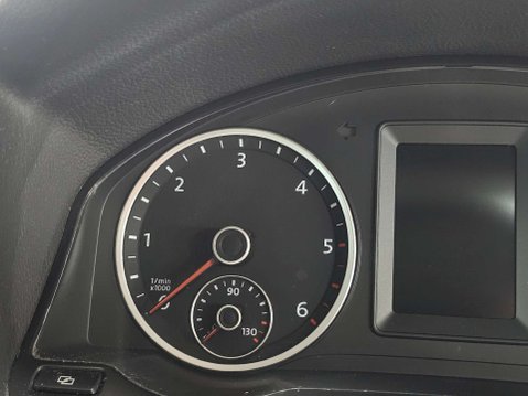 Volkswagen Tiguan 2.0 Tiguan Sport TDI 4Motion 140 Auto 4WD 5dr 32