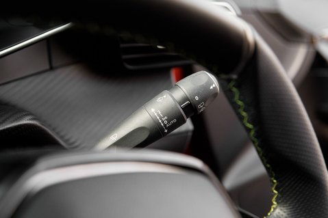 Peugeot 208 PURETECH GT S/S 14