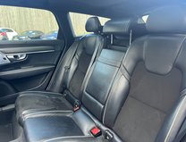 Volvo V90 2.0 D5 PowerPulse R-Design Pro Estate 5dr Diesel Auto AWD Euro 6 (235 ps) 17