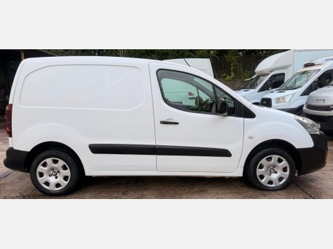 Peugeot Partner 1.6 BlueHDi 854 Professional Panel Van 5dr Diesel Manual L1 (112 g/km, 97.6 6