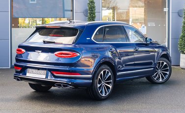 Bentley Bentayga V8 First Edition LHD 4