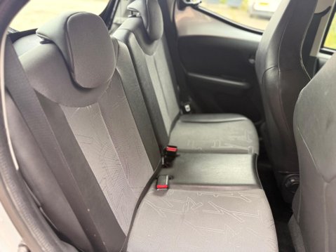 Toyota Aygo 1.0 VVT-i x-pression Euro 5 5dr Euro 5 11