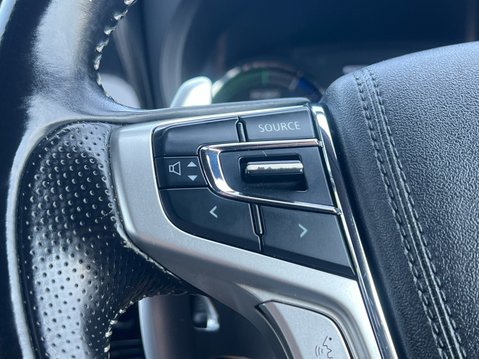 Mitsubishi Outlander PHEV DYNAMIC 30