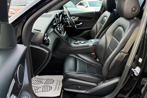 Mercedes-Benz GLC GLC 220 D 4MATIC AMG LINE PREMIUM - TWO OWNERS - PANORAMIC SUNROOF 21