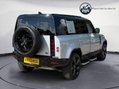 Land Rover Defender 3.0 D300 MHEV X-Dynamic SE Auto 4WD Euro 6 (s/s) 5dr 5