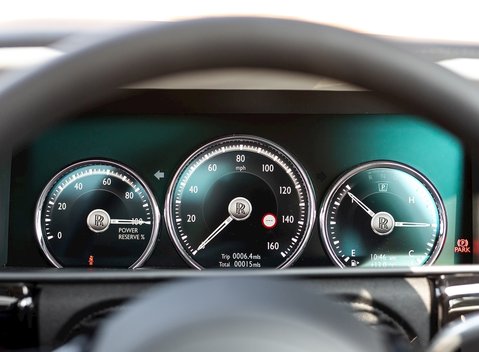 Rolls-Royce Cullinan 19