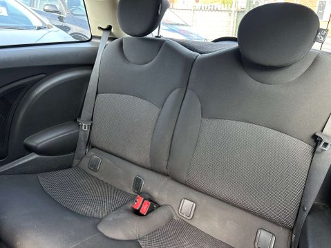 Mini Hatch 1.6 One 3dr 34