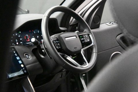 Land Rover Discovery Sport 2.0 Discovery Sport Dynamic SE D MHEV Auto 4WD 5dr 4