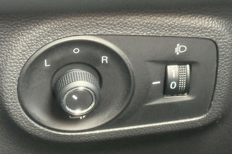 MG ZS 1.5 VTi-TECH Excite SUV 5dr Petrol Manual Euro 6 (s/s) (106 ps) 31